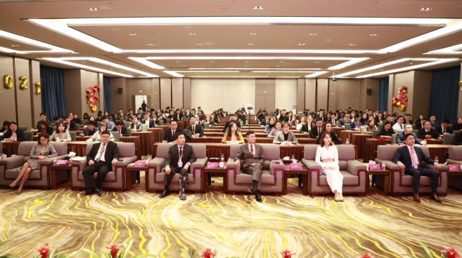 AG平台·(集团)真人有限公司官网